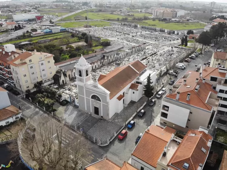 Serviços Cemiteriais